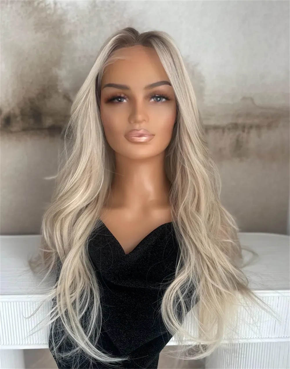 Blonde Layered Wavy Lace Front - đánh giá và giá Hair Care Wavy Hair